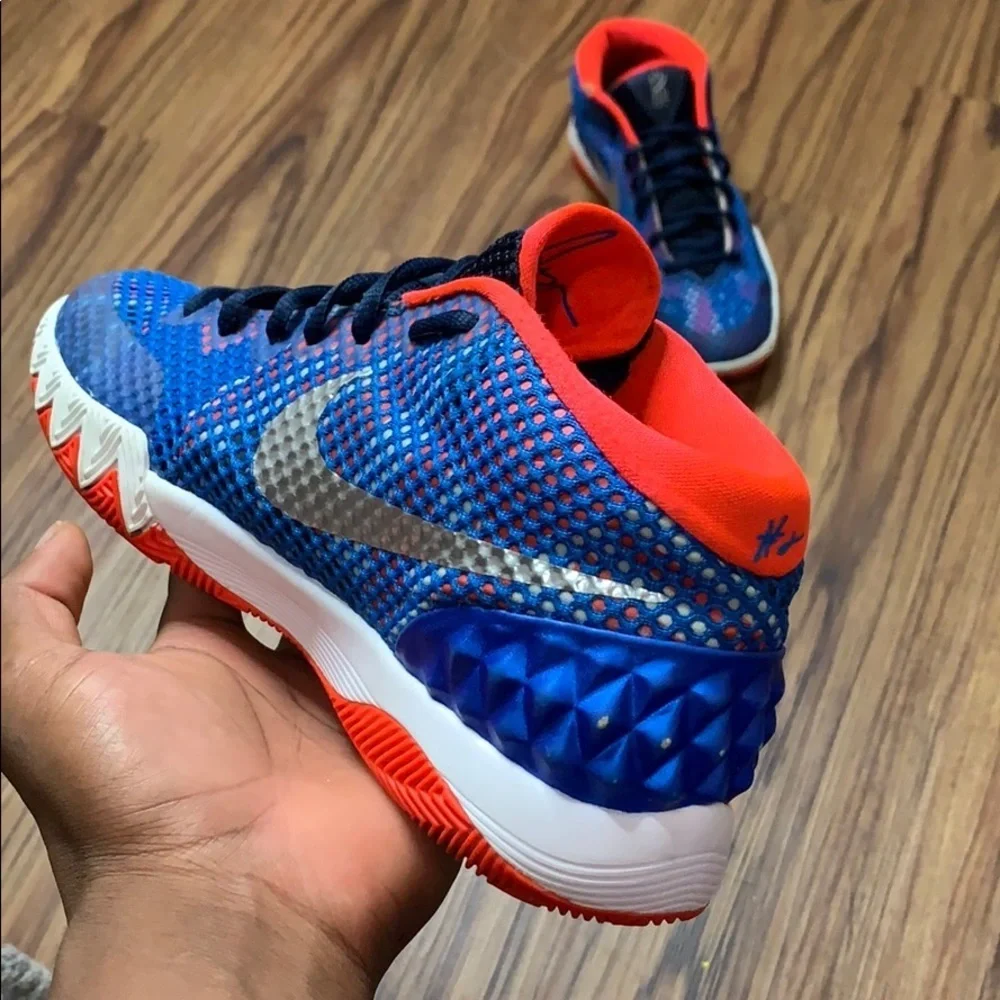 Nike Kyrie signature Shoes Youth